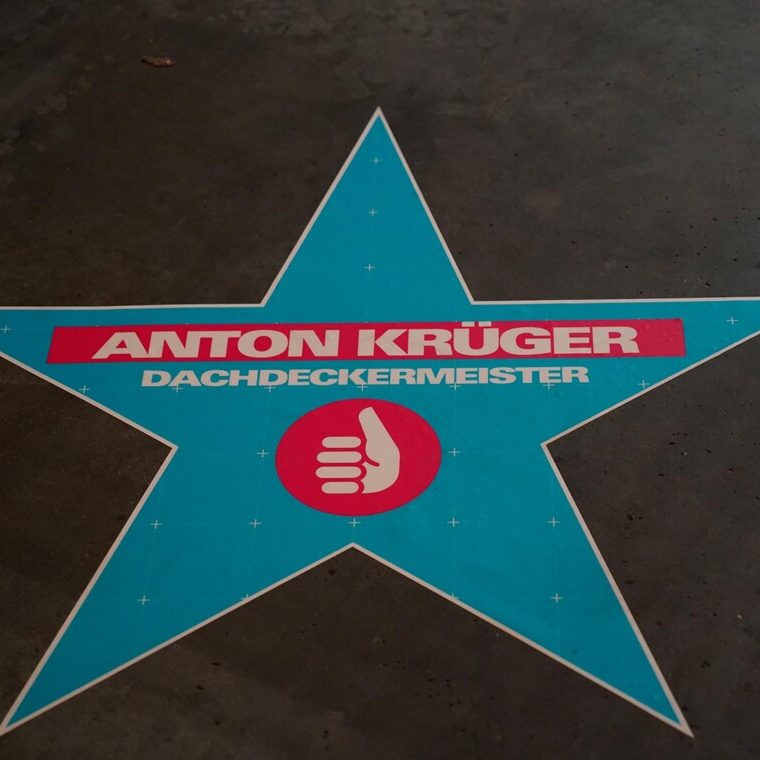 Anton Krüger Dachdeckermeister Logo – Selbstständiger Meisterbetrieb in Kaltenkirchen